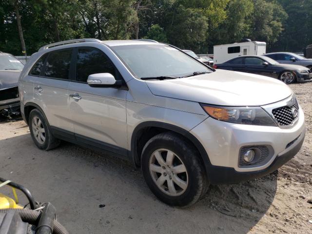 Photo 3 VIN: 5XYKT4A63DG419423 - KIA SORENTO 