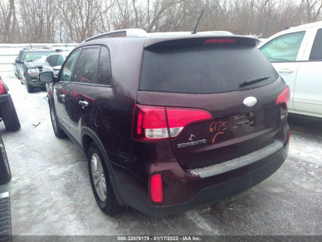 Photo 2 VIN: 5XYKT4A63EG516025 - KIA SORENTO 