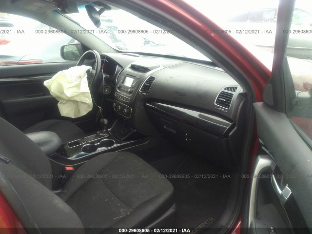 Photo 4 VIN: 5XYKT4A63FG564237 - KIA SORENTO 