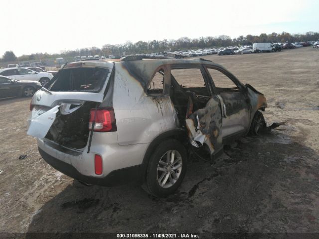 Photo 3 VIN: 5XYKT4A63FG586609 - KIA SORENTO 