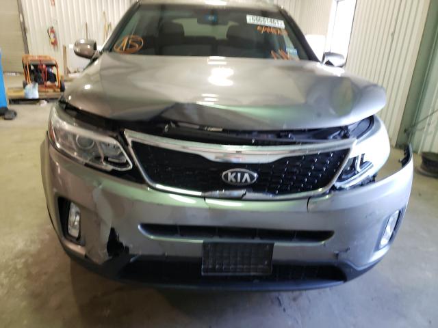 Photo 8 VIN: 5XYKT4A63FG594127 - KIA SORENTO LX 