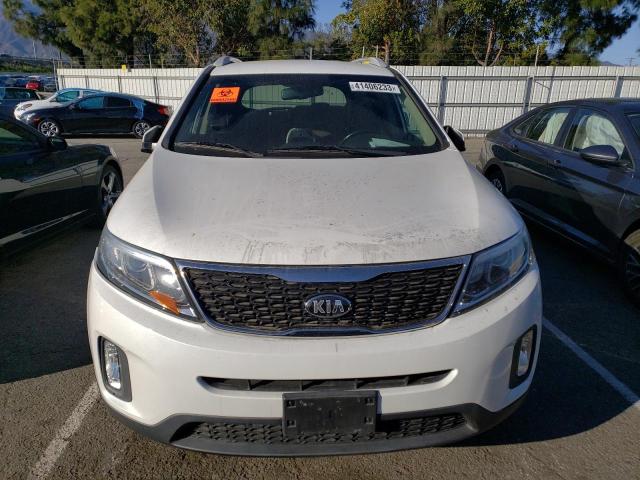 Photo 4 VIN: 5XYKT4A63FG614943 - KIA SORENTO LX 