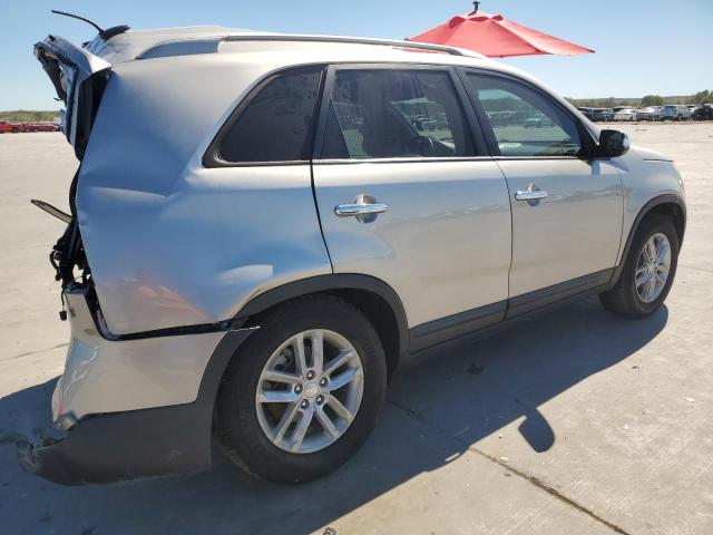 Photo 2 VIN: 5XYKT4A63FG615283 - KIA SORENTO LX 