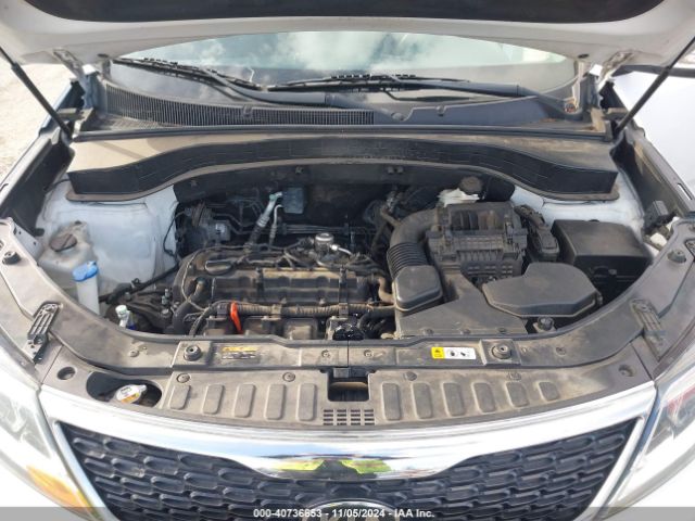 Photo 9 VIN: 5XYKT4A63FG627739 - KIA SORENTO 