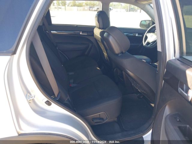 Photo 7 VIN: 5XYKT4A63FG630110 - KIA SORENTO 