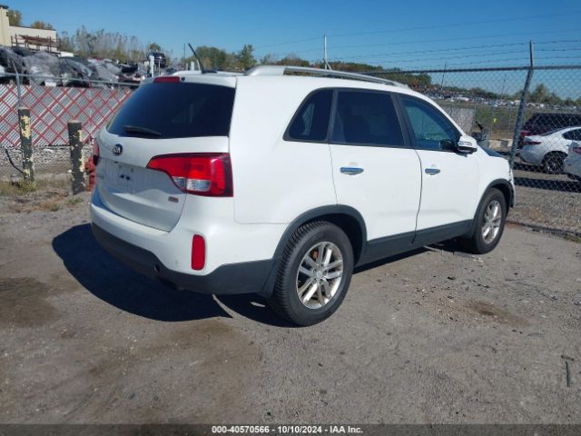 Photo 3 VIN: 5XYKT4A63FG635159 - KIA SORENTO 