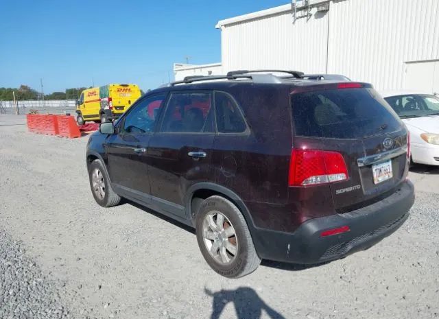 Photo 2 VIN: 5XYKT4A64CG254318 - KIA SORENTO 