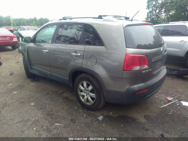 Photo 2 VIN: 5XYKT4A64CG268798 - KIA SORENTO 