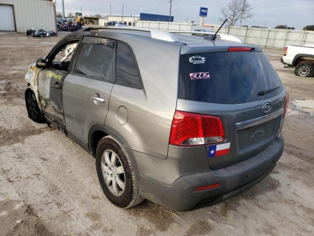 Photo 2 VIN: 5XYKT4A64DG312512 - KIA SORENTO LX 