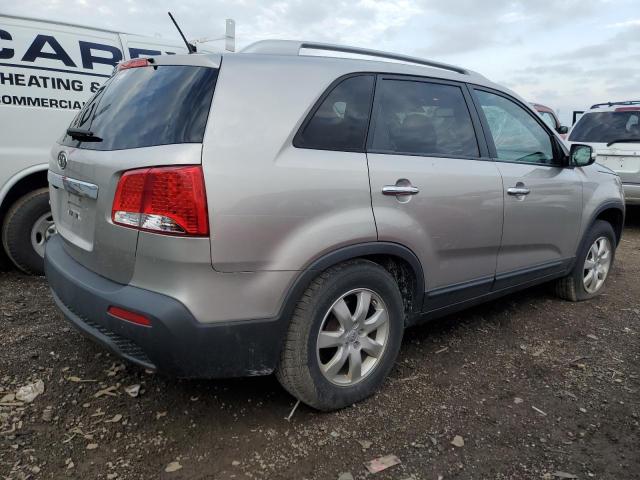 Photo 2 VIN: 5XYKT4A64DG373696 - KIA SORENTO 