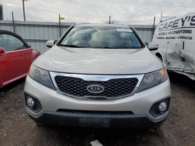 Photo 4 VIN: 5XYKT4A64DG373696 - KIA SORENTO 