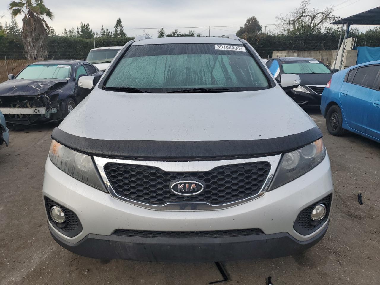 Photo 4 VIN: 5XYKT4A64DG414165 - KIA SORENTO 