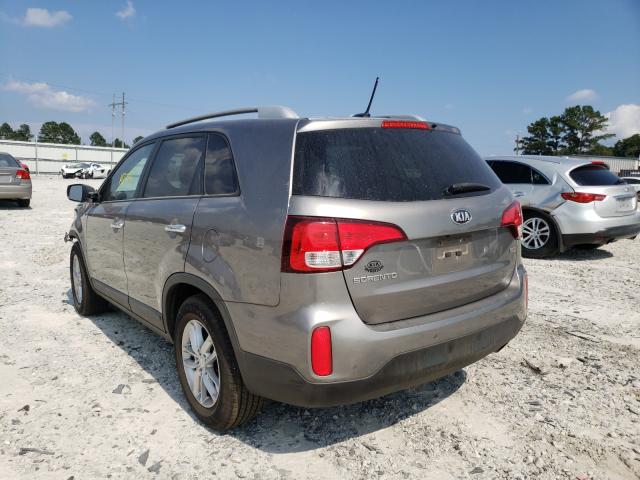 Photo 2 VIN: 5XYKT4A64EG427693 - KIA SORENTO LX 