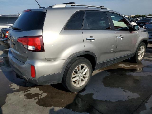 Photo 2 VIN: 5XYKT4A64EG480717 - KIA SORENTO LX 