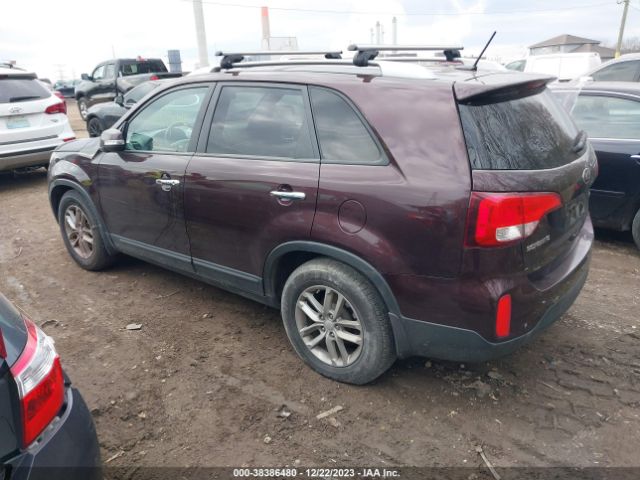 Photo 2 VIN: 5XYKT4A64EG482256 - KIA SORENTO 