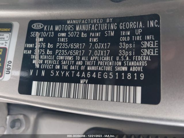 Photo 8 VIN: 5XYKT4A64EG511819 - KIA SORENTO 