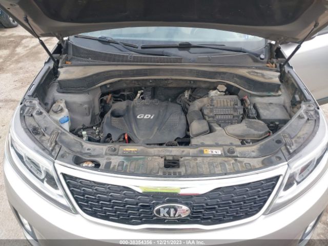 Photo 9 VIN: 5XYKT4A64EG511819 - KIA SORENTO 