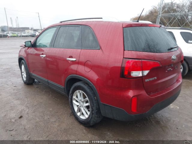 Photo 2 VIN: 5XYKT4A64FG589745 - KIA SORENTO 