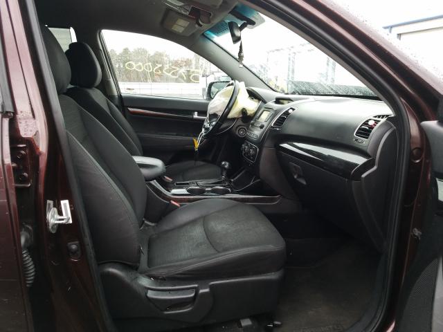 Photo 4 VIN: 5XYKT4A64FG627653 - KIA SORENTO LX 