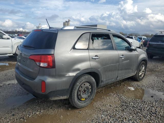 Photo 2 VIN: 5XYKT4A64FG649135 - KIA SORENTO LX 