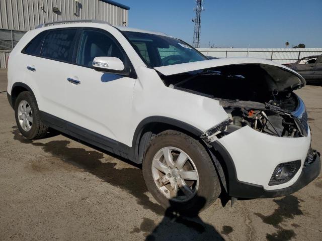 Photo 3 VIN: 5XYKT4A65DG415213 - KIA SORENTO LX 