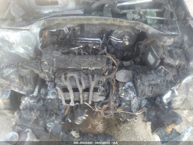 Photo 9 VIN: 5XYKT4A65EG517726 - KIA SORENTO 