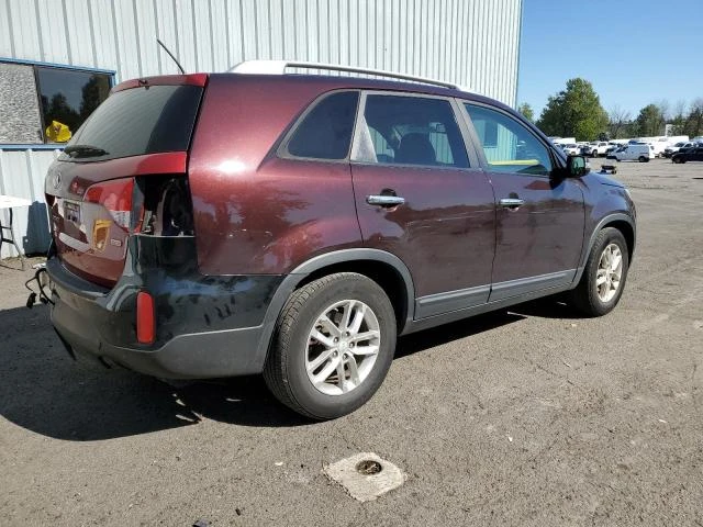 Photo 2 VIN: 5XYKT4A65FG554504 - KIA SORENTO LX 