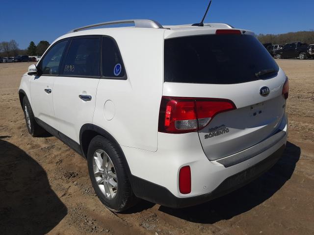 Photo 2 VIN: 5XYKT4A65FG595389 - KIA SORENTO LX 