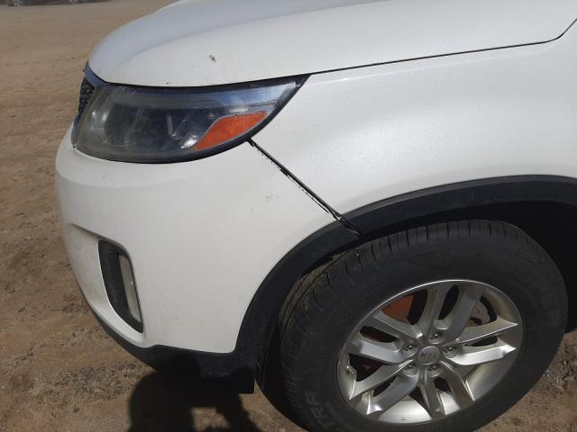 Photo 8 VIN: 5XYKT4A65FG595389 - KIA SORENTO LX 