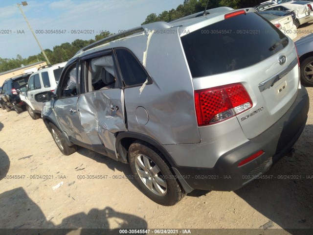 Photo 2 VIN: 5XYKT4A66DG359542 - KIA SORENTO 