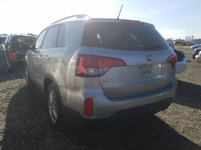 Photo 2 VIN: 5XYKT4A66EG434550 - KIA SORENTO LX 