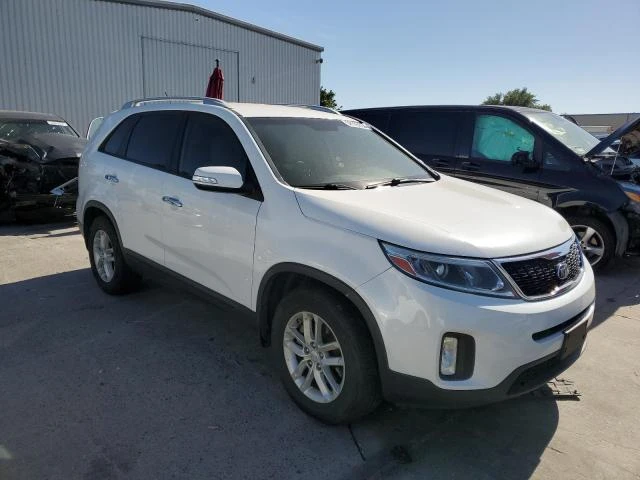 Photo 3 VIN: 5XYKT4A66EG475244 - KIA SORENTO LX 