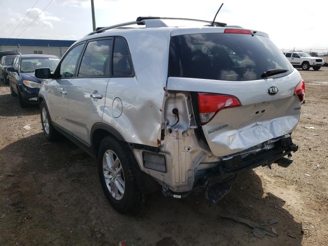 Photo 2 VIN: 5XYKT4A66FG551627 - KIA SORENTO LX 