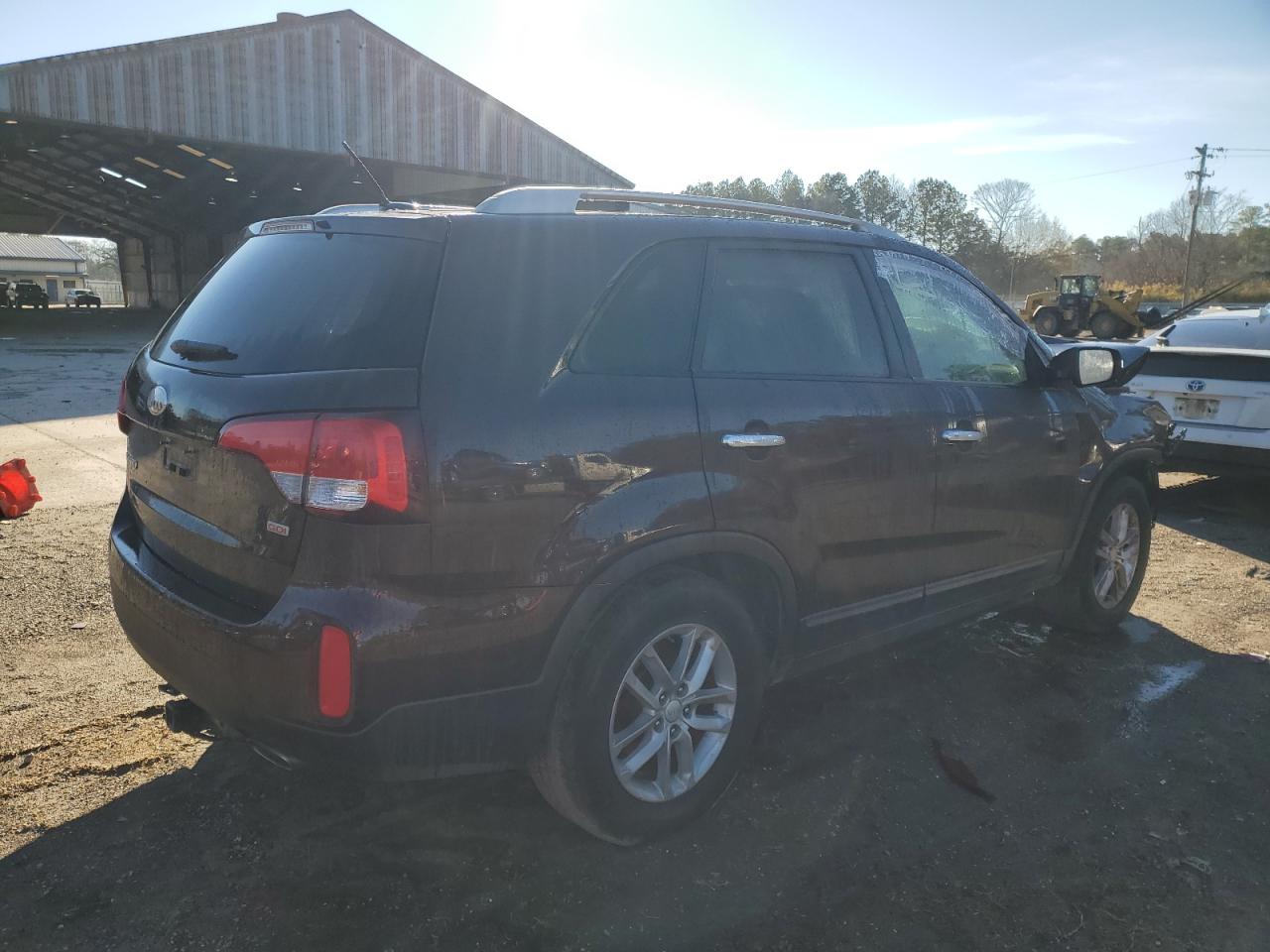 Photo 2 VIN: 5XYKT4A66FG593408 - KIA SORENTO 