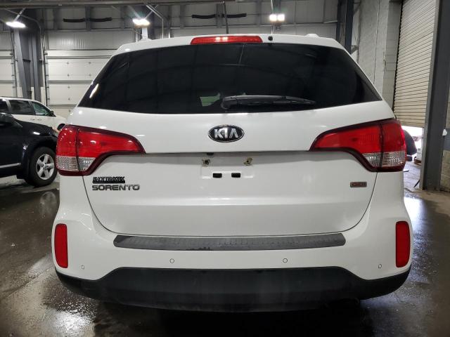 Photo 5 VIN: 5XYKT4A66FG599953 - KIA SORENTO LX 