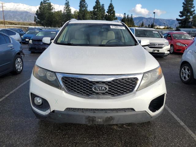 Photo 4 VIN: 5XYKT4A67CG237349 - KIA SORENTO 