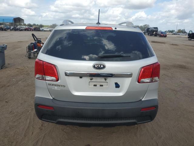 Photo 5 VIN: 5XYKT4A67DG325237 - KIA SORENTO LX 