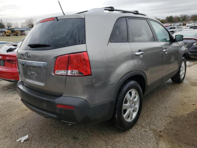 Photo 2 VIN: 5XYKT4A67DG405637 - KIA SORENTO LX 