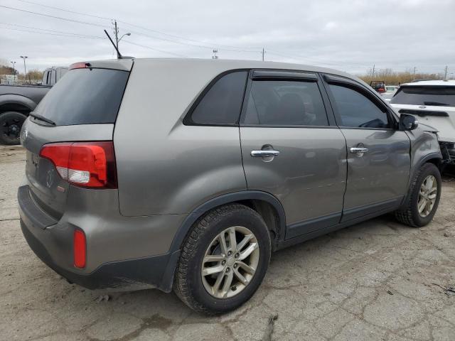 Photo 2 VIN: 5XYKT4A67EG427235 - KIA SORENTO LX 