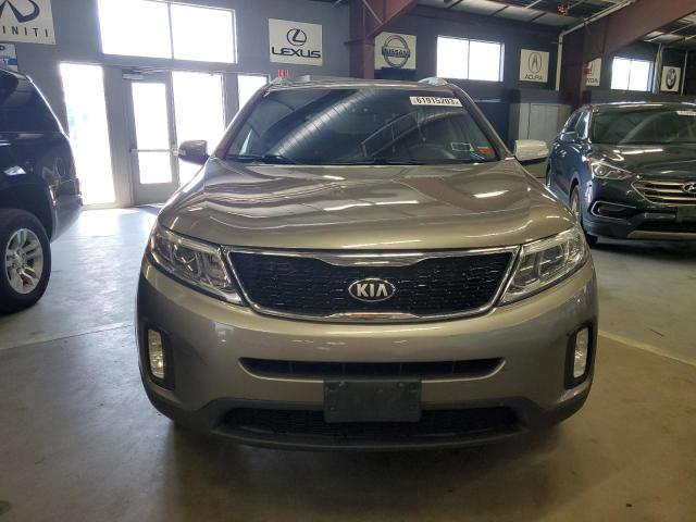 Photo 4 VIN: 5XYKT4A67EG489637 - KIA SORENTO LX 