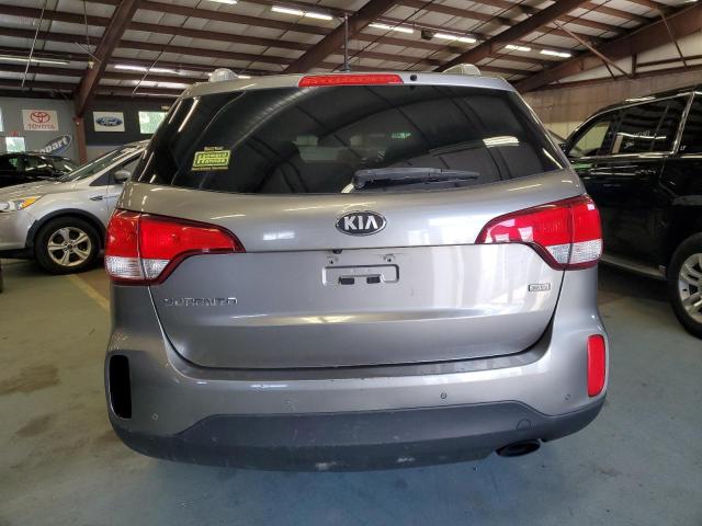 Photo 5 VIN: 5XYKT4A67EG489637 - KIA SORENTO LX 