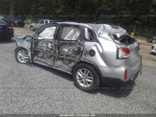 Photo 2 VIN: 5XYKT4A67FG630014 - KIA SORENTO 