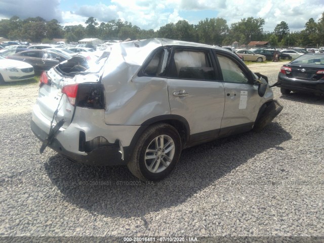 Photo 3 VIN: 5XYKT4A67FG630014 - KIA SORENTO 