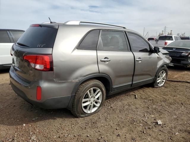 Photo 2 VIN: 5XYKT4A67FG637450 - KIA SORENTO LX 