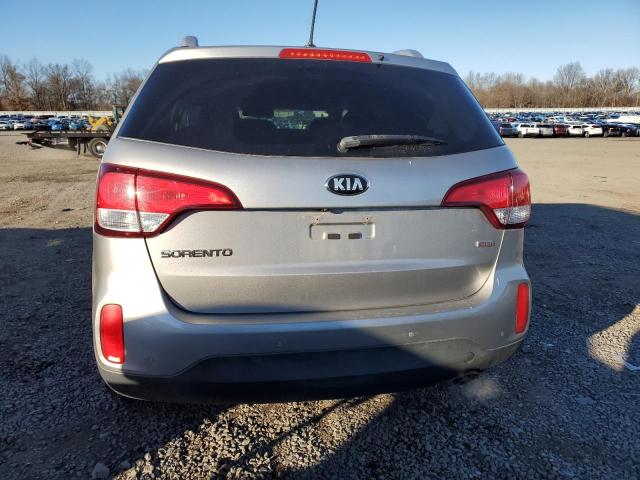 Photo 5 VIN: 5XYKT4A67FG654197 - KIA SORENTO LX 