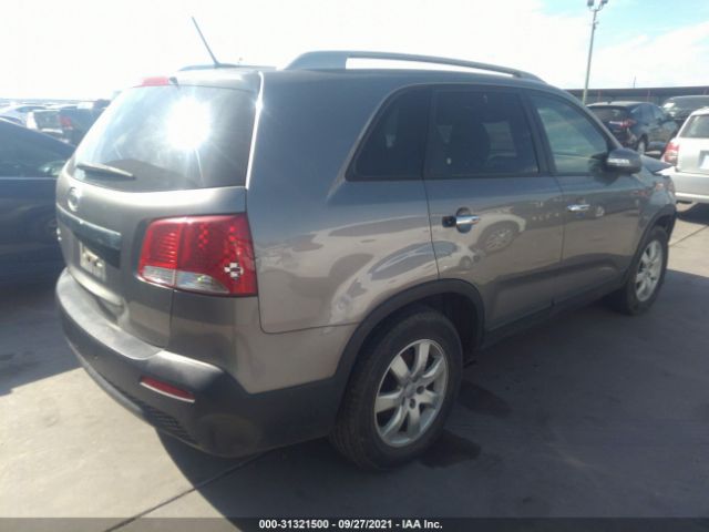 Photo 3 VIN: 5XYKT4A68CG242317 - KIA SORENTO 