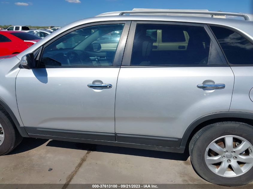 Photo 14 VIN: 5XYKT4A68CG266200 - KIA SORENTO 