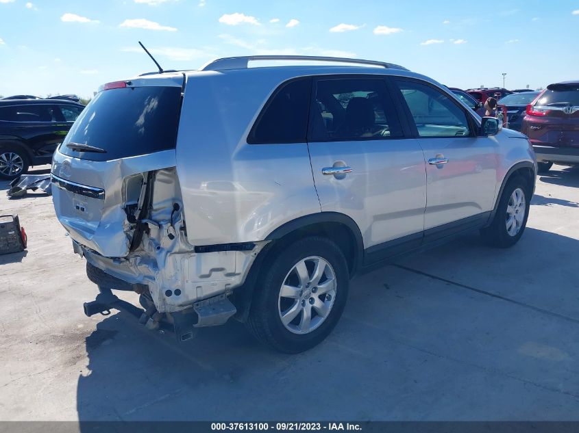 Photo 3 VIN: 5XYKT4A68CG266200 - KIA SORENTO 