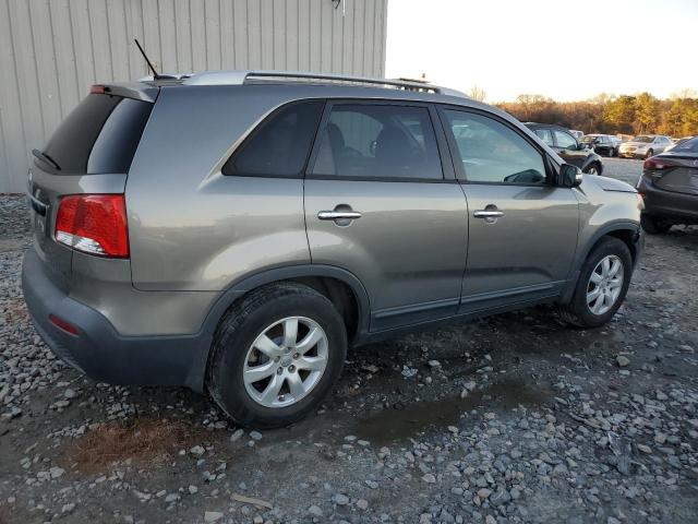 Photo 2 VIN: 5XYKT4A68DG390789 - KIA SORENTO 