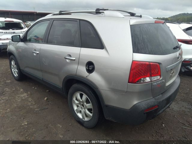 Photo 2 VIN: 5XYKT4A68DG424035 - KIA SORENTO 